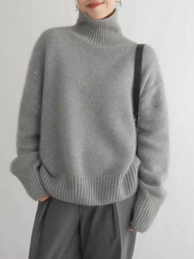 NELE LUXE TURTLENECK SWEATER