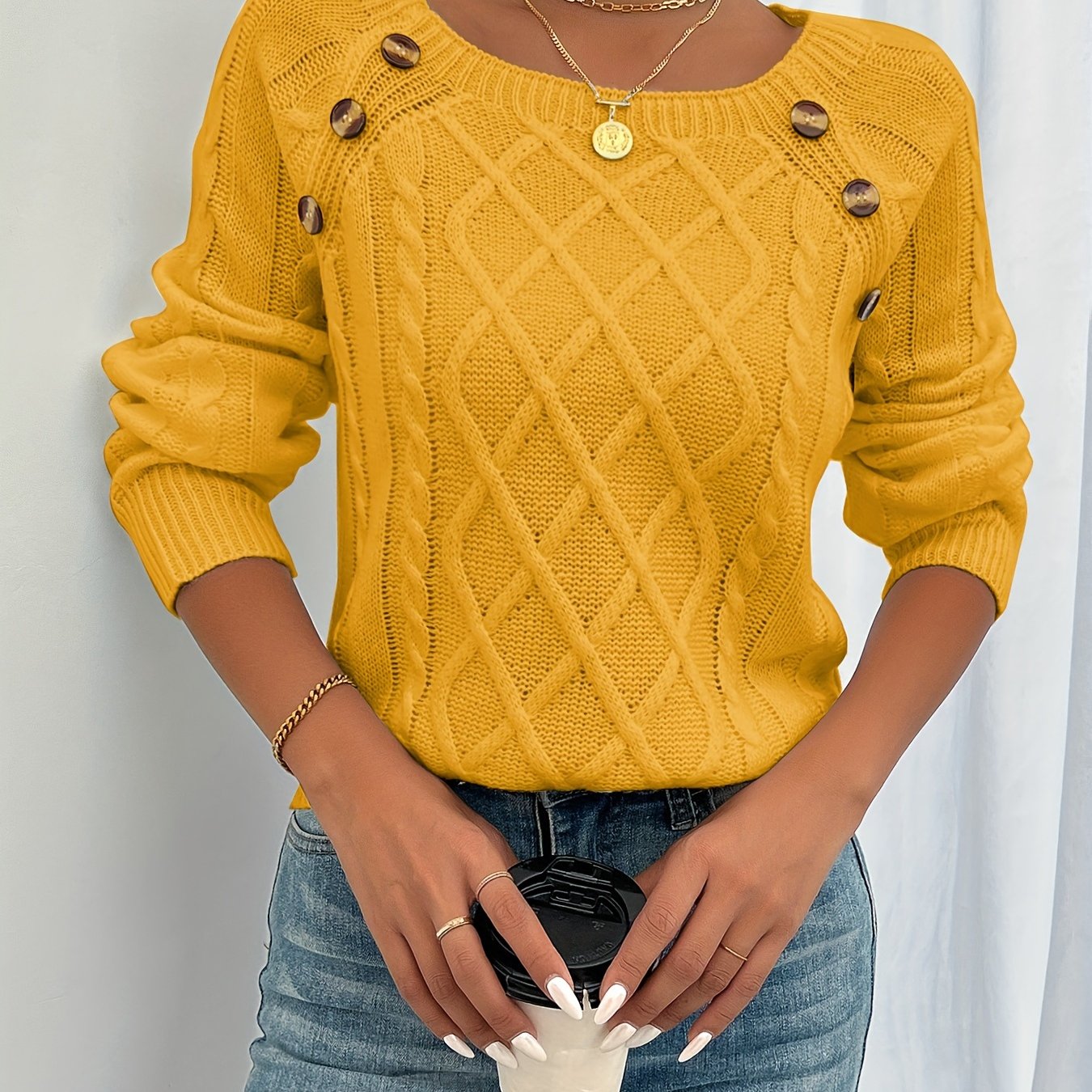 Amélie | Elegant Button Knit