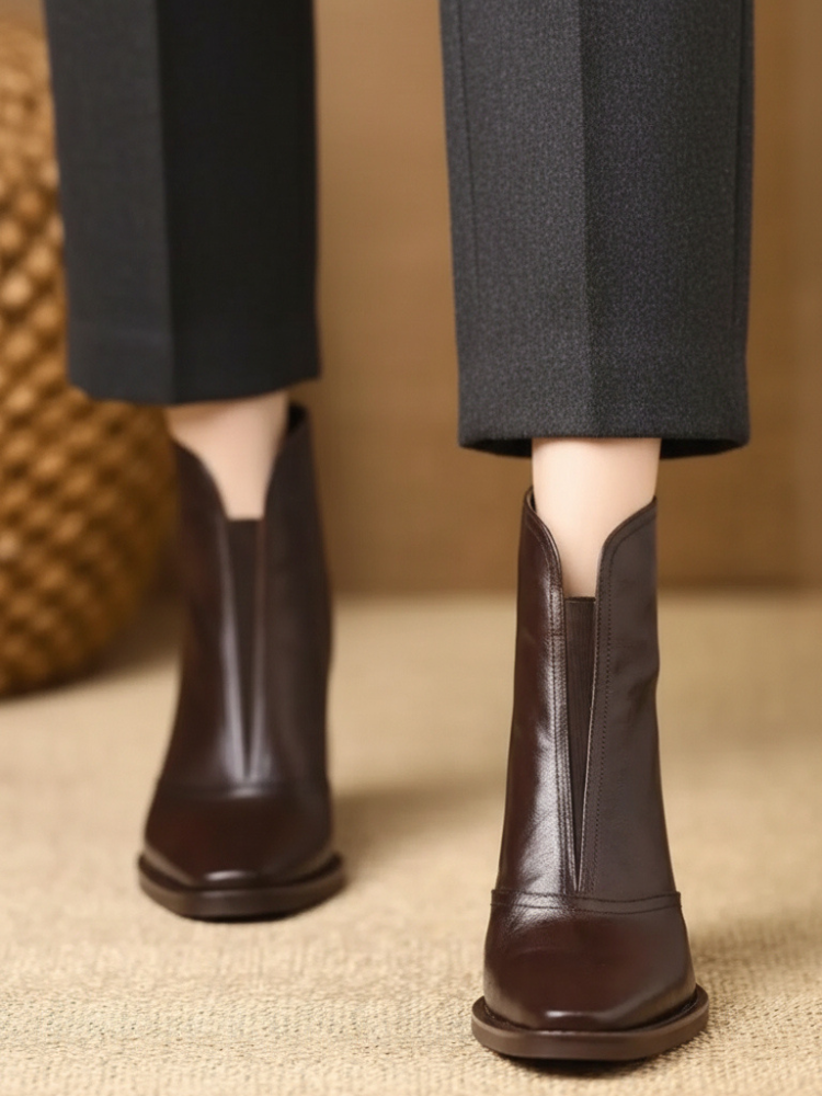 OVELLE | SLEEK LEATHER BOOTS