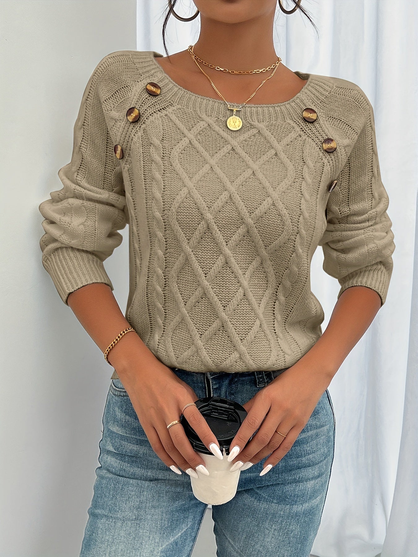 Amélie | Elegant Button Knit
